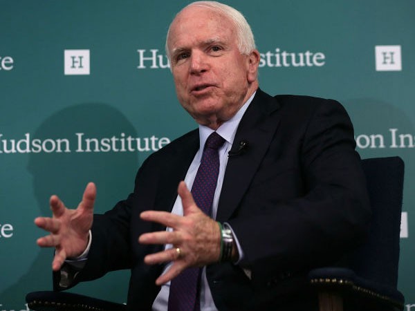 Thượng nghị sĩ John McCain: Mỹ cần điều tàu áp sát đảo nhân tạo Trung Quốc bồi đắp phi pháp ảnh 1 Thượng nghị sĩ John McCain: Mỹ cần điều tàu áp sát đảo nhân tạo Trung Quốc bồi đắp phi pháp ảnh 1