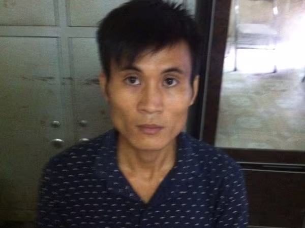 Trai làng bán dạo ma túy ảnh 1