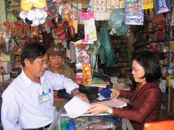 "Thuốc đắng" ngăn ngừa cán bộ thuế "ăn vụng" ảnh 1 "Thuốc đắng" ngăn ngừa cán bộ thuế "ăn vụng" ảnh 1