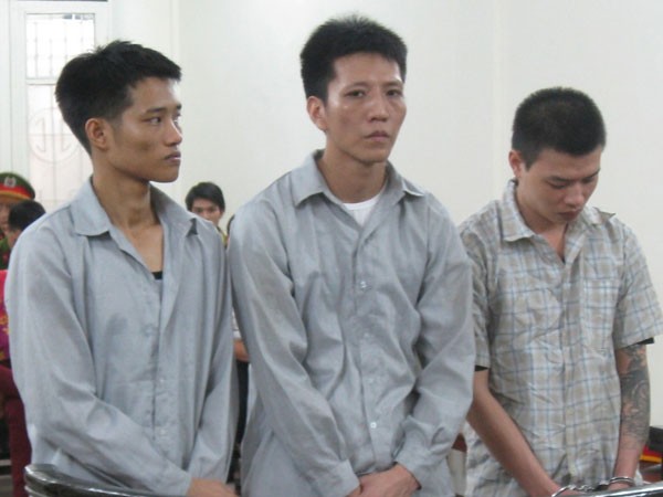 Nhân viên bỏ việc, chủ quán "thư giãn" trút giận lên đối thủ ảnh 1 Nhân viên bỏ việc, chủ quán "thư giãn" trút giận lên đối thủ ảnh 1