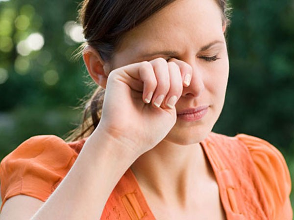 Những thói quen có hại cho mắt ảnh 1 Những thói quen có hại cho mắt ảnh 1