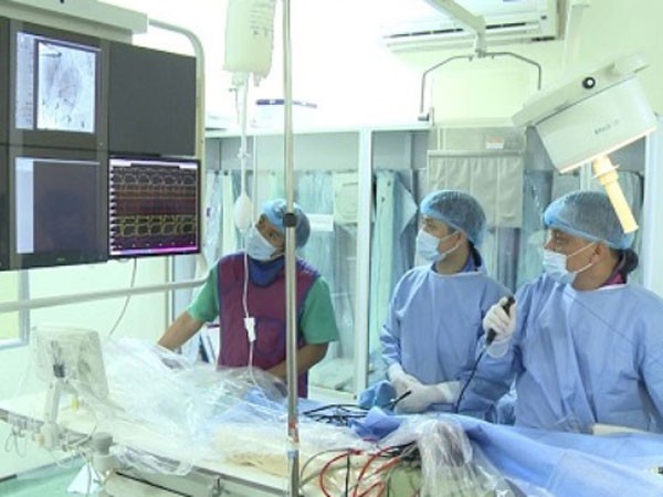 Cứu sống bé sơ sinh bị tim bẩm sinh phức tạp ảnh 1 Cứu sống bé sơ sinh bị tim bẩm sinh phức tạp ảnh 1