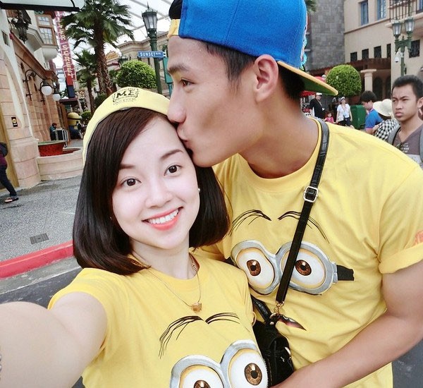 Cầu thủ Việt và cạm bẫy từ showbiz ảnh 1 Cầu thủ Việt và cạm bẫy từ showbiz ảnh 1