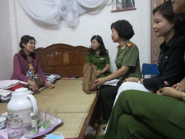 Nhân ngày phụ nữ việt nam 20-10: Sẻ chia những thương yêu ảnh 1 Nhân ngày phụ nữ việt nam 20-10: Sẻ chia những thương yêu ảnh 1