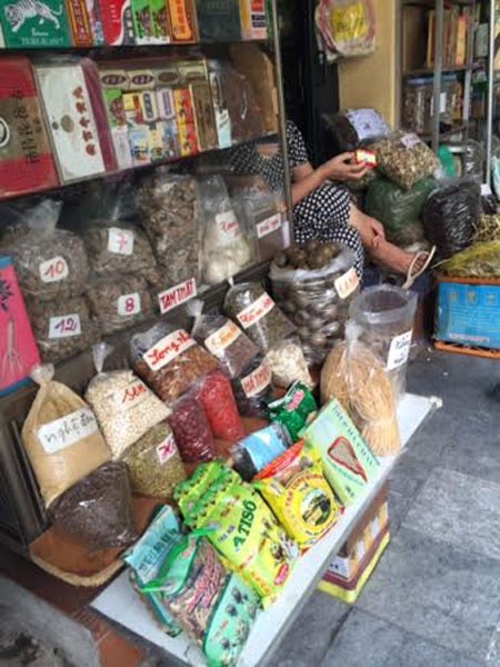 Mua thuốc gia truyền qua mạng: Vừa mất tiền vừa hại thân ảnh 1 Mua thuốc gia truyền qua mạng: Vừa mất tiền vừa hại thân ảnh 1
