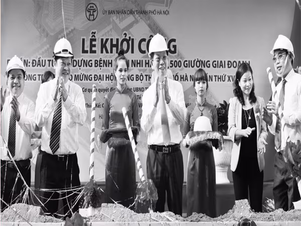 Tiến bước dưới cờ Đảng ảnh 3 Tiến bước dưới cờ Đảng ảnh 3