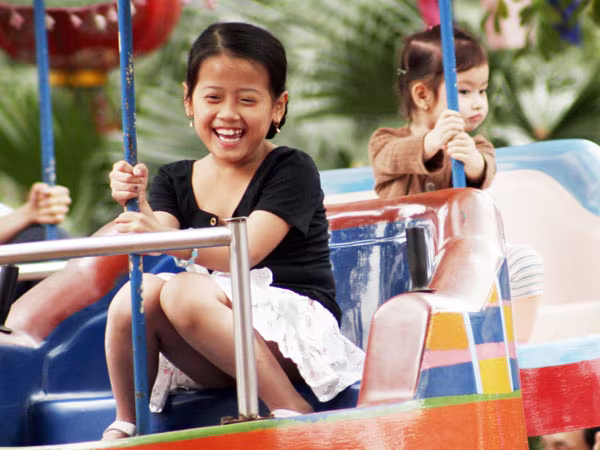 Cân nhắc kỹ việc nâng độ tuổi trẻ em từ 16 lên 18 ảnh 1