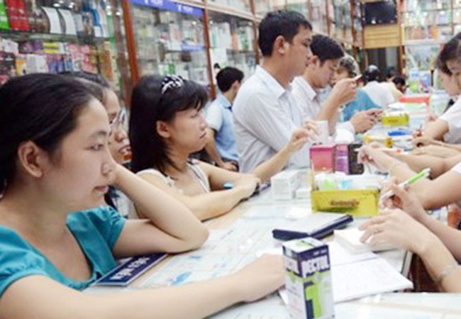 Không có nước nào mua kháng sinh dễ như ở Việt Nam ảnh 1 Không có nước nào mua kháng sinh dễ như ở Việt Nam ảnh 1