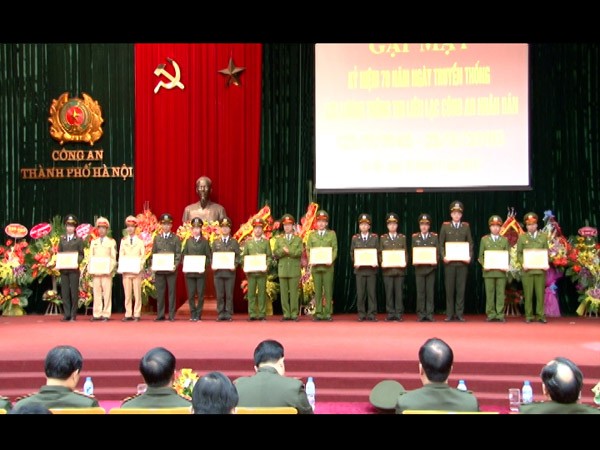 Kỷ niệm 70 năm Ngày Truyền thống lực lượng Thông tin liên lạc ảnh 1 Kỷ niệm 70 năm Ngày Truyền thống lực lượng Thông tin liên lạc ảnh 1