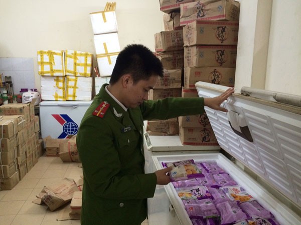 Tạm giữ 600 gói khoai môn lậu do Trung Quốc sản xuất ảnh 1 Tạm giữ 600 gói khoai môn lậu do Trung Quốc sản xuất ảnh 1