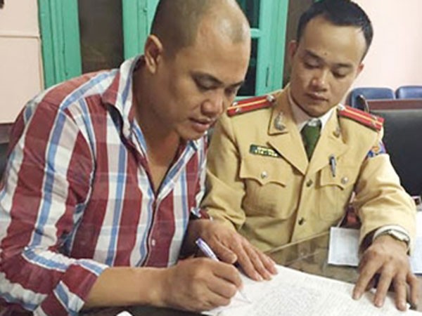 Xử phạt nguội từ hình ảnh người dân cung cấp: Nếu đủ căn cứ, sẽ xử lý nghiêm ảnh 2 Xử phạt nguội từ hình ảnh người dân cung cấp: Nếu đủ căn cứ, sẽ xử lý nghiêm ảnh 2
