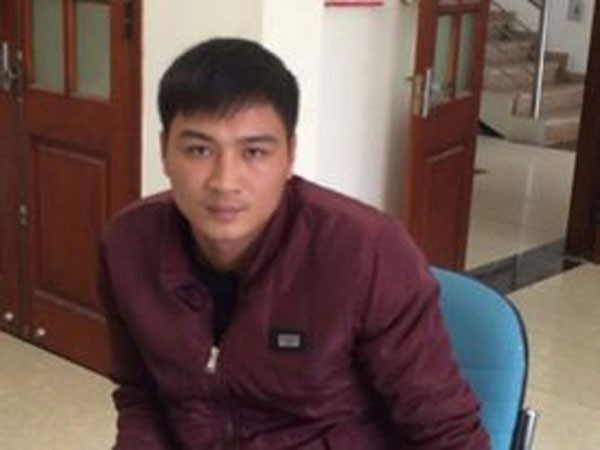Tạm giữ lái xe tải kéo lê CSGT trên đường ảnh 2 Tạm giữ lái xe tải kéo lê CSGT trên đường ảnh 2