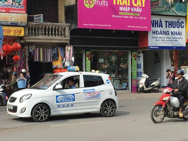 Vờ va chạm giao thông để trộm cắp ảnh 1 Vờ va chạm giao thông để trộm cắp ảnh 1