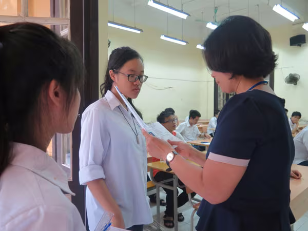 Sẽ đẩy sớm lịch tuyển sinh lớp 10 THPT 2016 ảnh 1 Sẽ đẩy sớm lịch tuyển sinh lớp 10 THPT 2016 ảnh 1