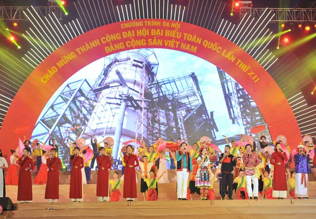 Dạ hội "Niềm tin son sắt" chào mừng thành công Đại hội Đảng ảnh 1 Dạ hội "Niềm tin son sắt" chào mừng thành công Đại hội Đảng ảnh 1