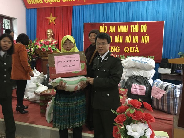 Sủng Thài đón hơi ấm Tết ảnh 1 Sủng Thài đón hơi ấm Tết ảnh 1