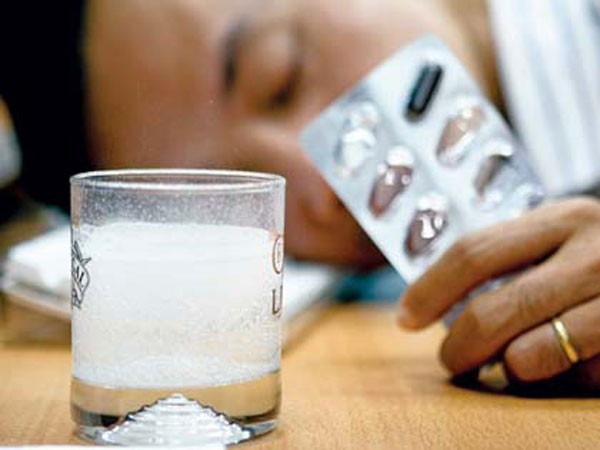 Nguy cơ tai nạn khi uống thuốc ngủ ảnh 1 Nguy cơ tai nạn khi uống thuốc ngủ ảnh 1