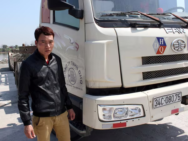 Lái xe container bỏ trốn sau khi gây tai nạn chết người ảnh 1 Lái xe container bỏ trốn sau khi gây tai nạn chết người ảnh 1