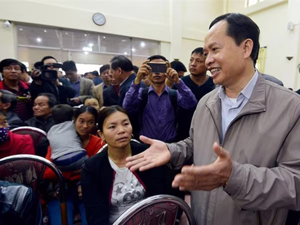 Bí thư Tỉnh ủy Thanh Hóa đối thoại với ngư dân, giải tỏa bức xúc ảnh 1