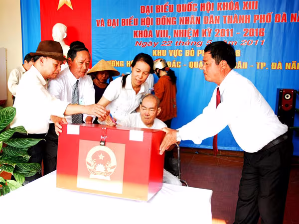 Không hạn chế, gây khó dễ cho người tự ứng cử ảnh 2 Không hạn chế, gây khó dễ cho người tự ứng cử ảnh 2