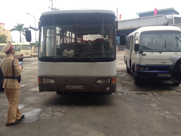 Mang tính mạng con trẻ ra đùa giỡn ảnh 1 Mang tính mạng con trẻ ra đùa giỡn ảnh 1