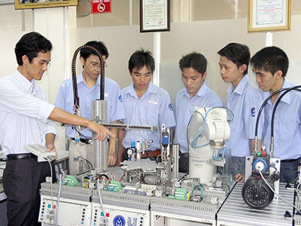 Các trường nghề cần phối hợp chặt chẽ với doanh nghiệp ảnh 1 Các trường nghề cần phối hợp chặt chẽ với doanh nghiệp ảnh 1