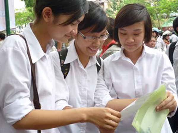Quy chế thi THPT quốc gia và tuyển sinh ĐH, CĐ năm 2016: Giảm hồ sơ ảo ảnh 3 Quy chế thi THPT quốc gia và tuyển sinh ĐH, CĐ năm 2016: Giảm hồ sơ ảo ảnh 3