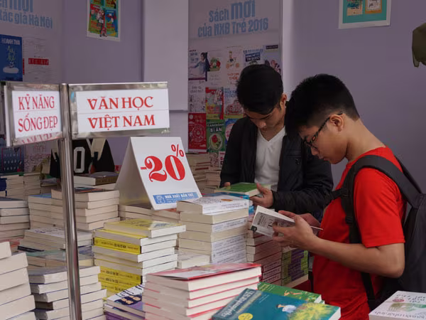 Hội sách không chỉ là nơi bán sách ảnh 2 Hội sách không chỉ là nơi bán sách ảnh 2