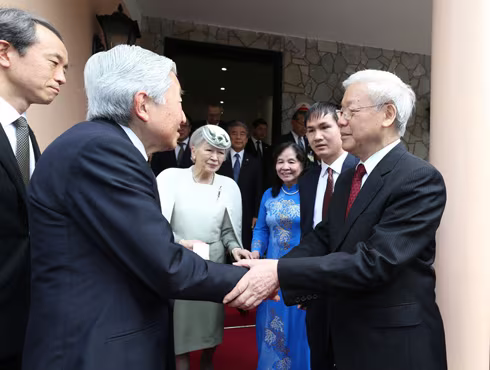 Nhà vua Nhật Bản: Mong hai nước tiếp tục hợp tác vì hòa bình thế giới  ảnh 1