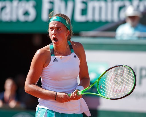 Roland Garros: "Hiện tượng" 20 tuổi Jelena Ostapenko là ai? ảnh 1 Ostapenko giành quyền vào chơi trận chung kết Roland Garros