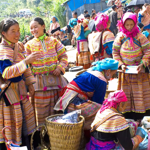 Lạc lối giữa phố núi Bắc Hà ảnh 2