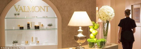 Tiết lộ đại bản doanh xa xỉ của đội tuyển Anh trong thời gian dự VCK Euro 2016 ảnh 14 Tiết lộ đại bản doanh xa xỉ của đội tuyển Anh trong thời gian dự VCK Euro 2016 ảnh 14