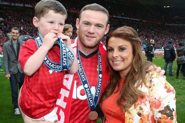 Rooney thích làm thơ và thường viết thư tình cho vợ ảnh 5 Rooney thích làm thơ và thường viết thư tình cho vợ ảnh 5