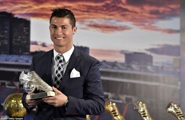 Real Madrid mở "đại tiệc" tôn vinh Ronaldo ảnh 10 Real Madrid mở "đại tiệc" tôn vinh Ronaldo ảnh 10