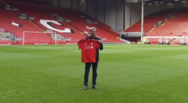 Klopp khiêm tốn trong lễ ra mắt người hâm mộ Liverpool ảnh 7 Klopp khiêm tốn trong lễ ra mắt người hâm mộ Liverpool ảnh 7