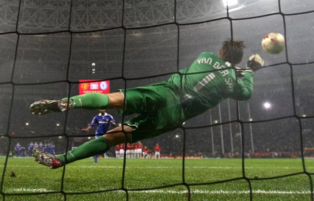 11 thủ môn xuất sắc nhất lịch sử Premier League ảnh 4 11 thủ môn xuất sắc nhất lịch sử Premier League ảnh 4