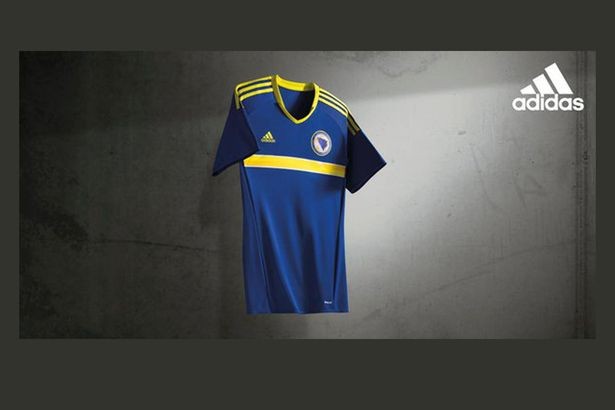 Lộ diện áo đấu mới của các ĐT tại VCK Euro 2016 ảnh 5 Lộ diện áo đấu mới của các ĐT tại VCK Euro 2016 ảnh 5