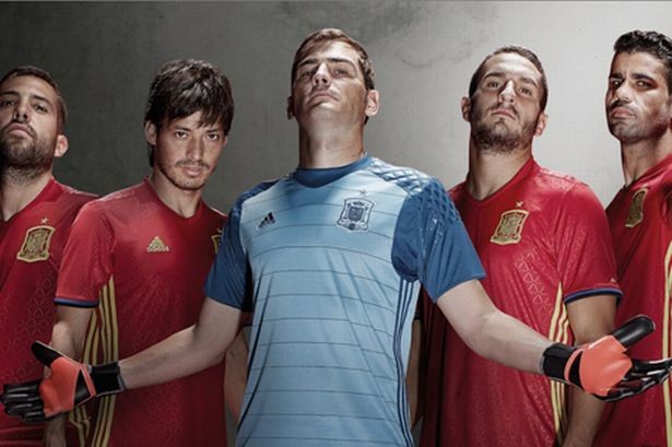Lộ diện áo đấu mới của các ĐT tại VCK Euro 2016 ảnh 16 Lộ diện áo đấu mới của các ĐT tại VCK Euro 2016 ảnh 16