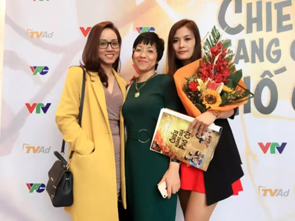 MC Thảo Vân thân thiết với bạn gái mới của Công Lý ảnh 5