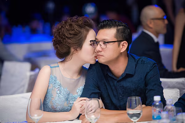 Hoa hậu Dương Thuỳ Linh rạng rỡ hội ngộ Hoa hậu Thuỳ Lâm ảnh 5  Hoa hậu Dương Thuỳ Linh rạng rỡ hội ngộ Hoa hậu Thuỳ Lâm ảnh 5