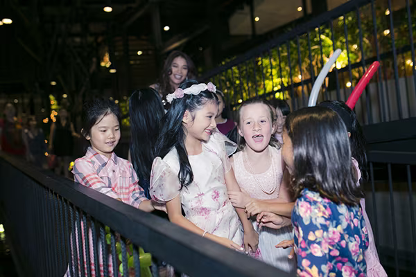 Trương Ngọc Ánh - Trần Bảo Sơn cùng tổ chức sinh nhật cho con gái ảnh 8