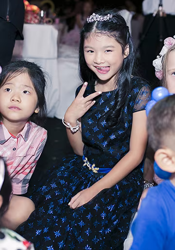 Trương Ngọc Ánh - Trần Bảo Sơn cùng tổ chức sinh nhật cho con gái ảnh 6