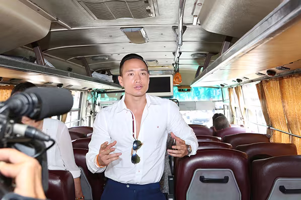 Kim Lý, Hoàng Bách hành động "Vì những người phụ nữ quanh ta" ảnh 8 Kim Lý, Hoàng Bách hành động "Vì những người phụ nữ quanh ta" ảnh 8