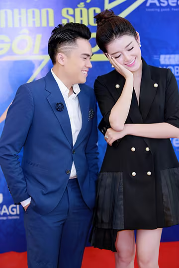 Á hậu Huyền My - MC Thái Dũng thân thiết tại sự kiện ảnh 3 Á hậu Huyền My - MC Thái Dũng thân thiết tại sự kiện ảnh 3