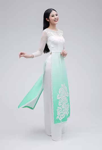 Ngọc Hân làm "nàng thơ" trong BST áo dài của Hà Duy ảnh 4
