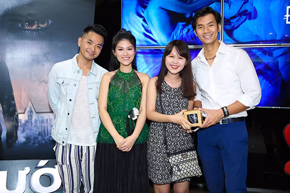 Ngọc Thanh Tâm bối rối khi bị hỏi về cảnh "nóng" trong "Đảo của dân ngụ cư" ảnh 10  Ngọc Thanh Tâm bối rối khi bị hỏi về cảnh "nóng" trong "Đảo của dân ngụ cư" ảnh 10