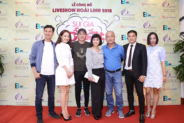 Nghệ sĩ Hoài Linh và danh hài Trấn Thành hoá sui gia "đối mặt" ảnh 11