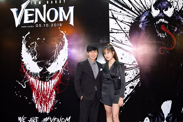 Lý Hải - Minh Hà cùng dàn sao Việt hào hứng gặp "Venom" - kẻ thù truyền kiếp của Người Nhện ảnh 7 Lý Hải - Minh Hà cùng dàn sao Việt hào hứng gặp "Venom" - kẻ thù truyền kiếp của Người Nhện ảnh 7