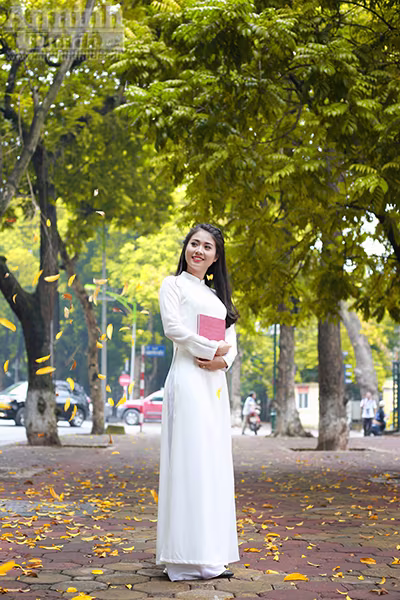 Nữ sinh Đại học PCCC đẹp dịu dàng trong tà áo dài truyền thống ảnh 6 Nữ sinh Đại học PCCC đẹp dịu dàng trong tà áo dài truyền thống ảnh 6
