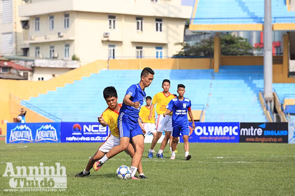 Những pha bóng đẹp trận tranh giải Ba - Giải bóng đá học sinh THPT Hà Nội Báo ANTĐ 2016 ảnh 11